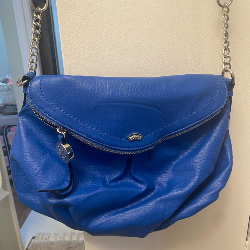 Blue Juicy Couture purse. Perfect condition. Used one time.
